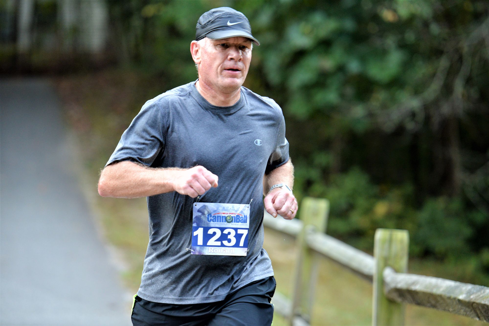 Runners: Ron Hooijschuur